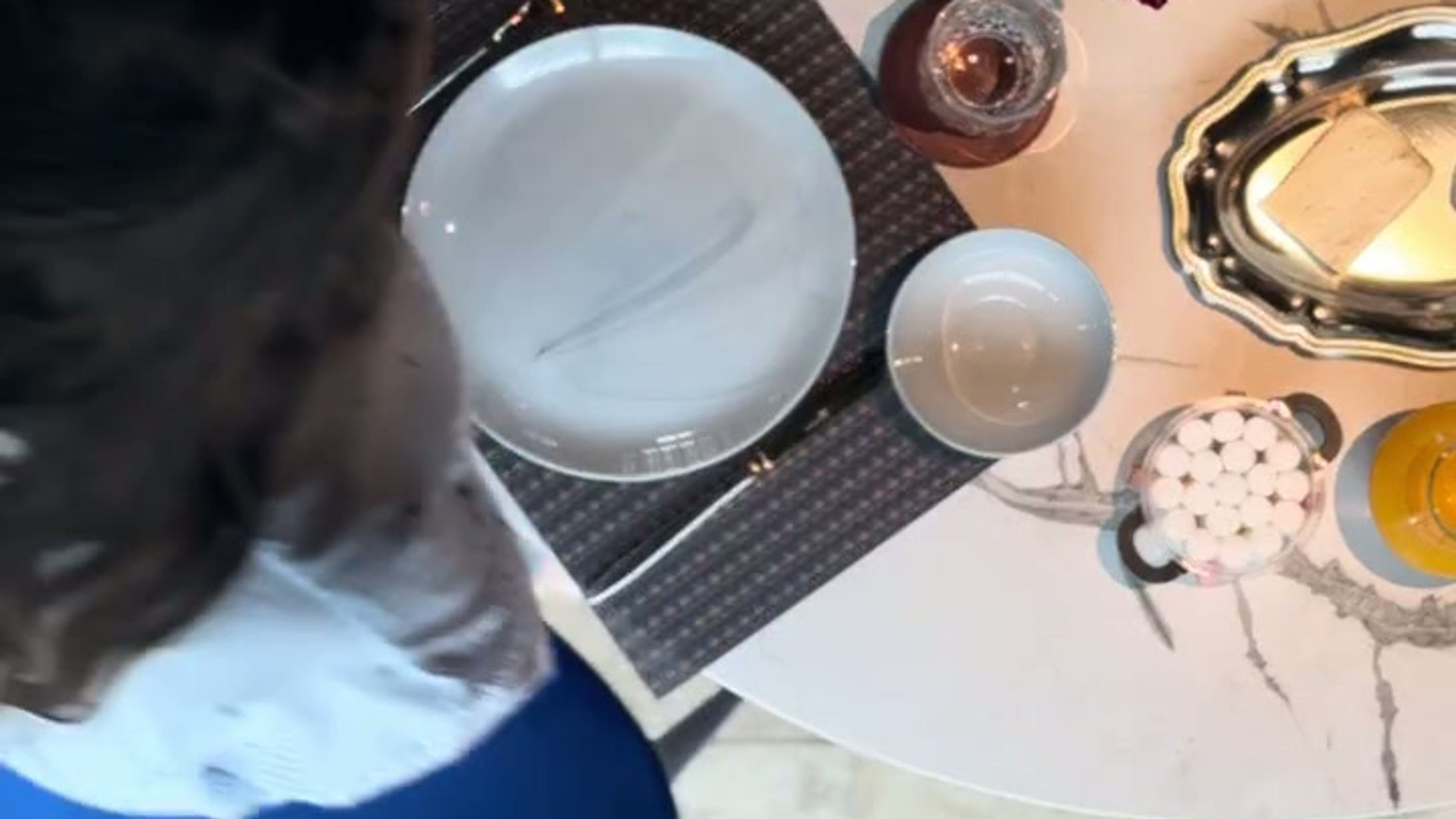 Suite de luxe avec jacuzzi et piscine miroir privative - Les Écuries de Rigny